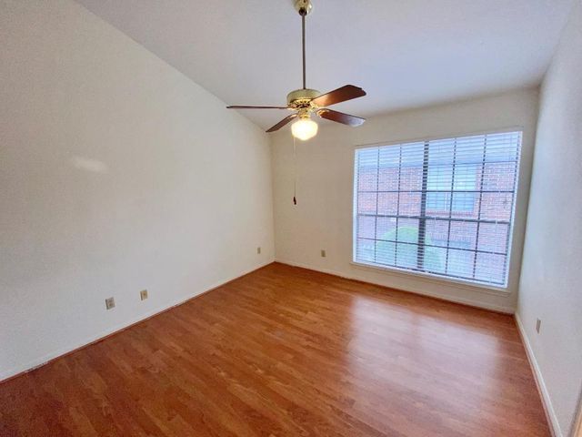 2121 El Paseo Street 1604, Houston, TX 77054