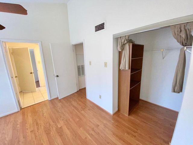 2121 El Paseo Street 1604, Houston, TX 77054