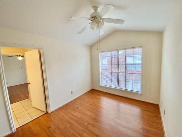 2121 El Paseo Street 1604, Houston, TX 77054