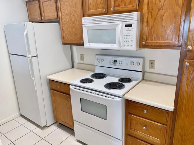 2121 El Paseo Street 1604, Houston, TX 77054