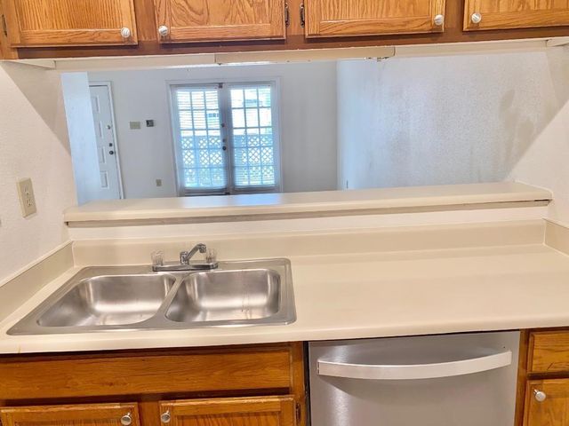 2121 El Paseo Street 1604, Houston, TX 77054