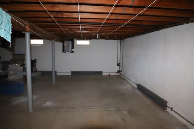 25 Peer St., Springfield, MA 01109