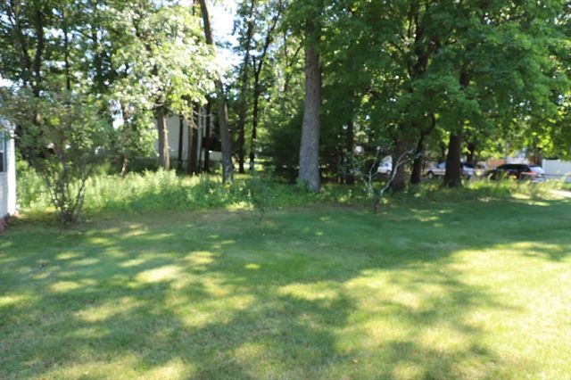 25 Peer St., Springfield, MA 01109