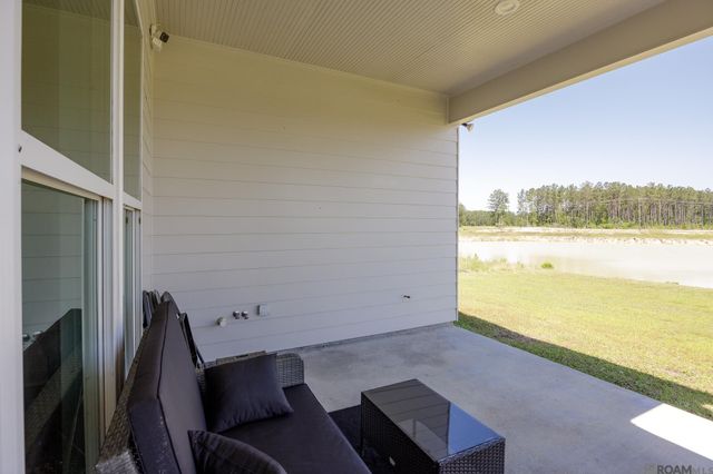 17207 Schoolhouse Rd, Livingston, LA 70754