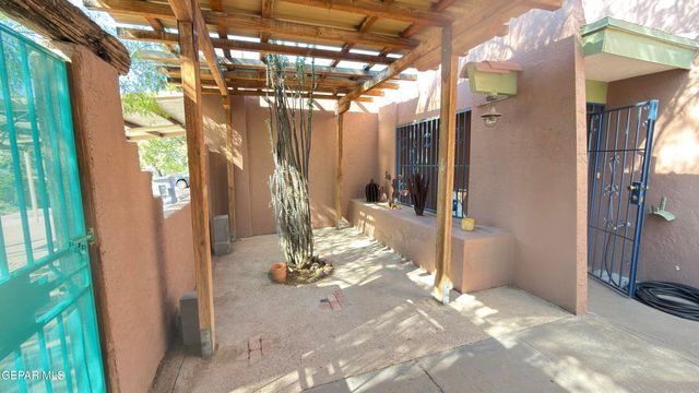 315 ALVAREZ Drive, El Paso, TX 79932
