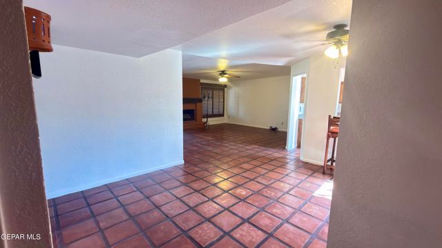 315 ALVAREZ Drive, El Paso, TX 79932