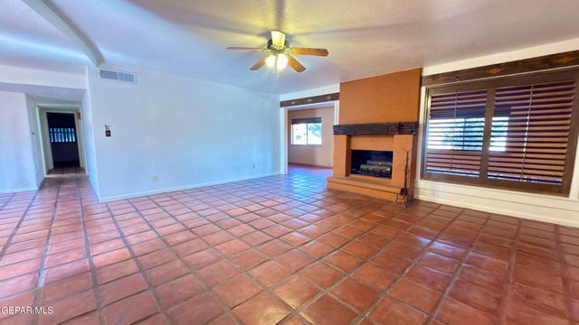 315 ALVAREZ Drive, El Paso, TX 79932