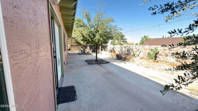 315 ALVAREZ Drive, El Paso, TX 79932