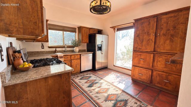 315 ALVAREZ Drive, El Paso, TX 79932