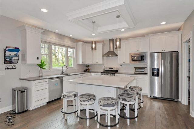 12925 Red Lily Way, St. John, IN 46373