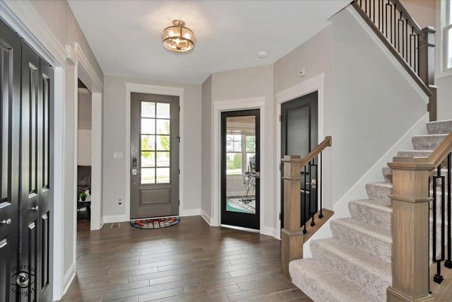 12925 Red Lily Way, St. John, IN 46373