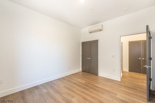 21 Lincoln Park 203, Newark City, NJ 07102