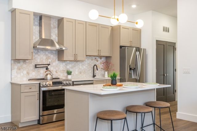 21 Lincoln Park 203, Newark City, NJ 07102