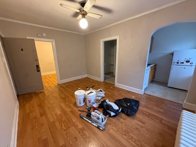 1135 W Lunt Avenue 301, Chicago, IL 60626