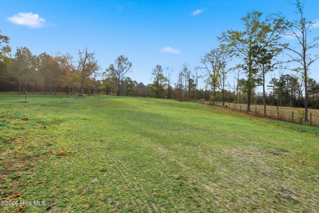 449 Montrose Road, Raeford, NC 28376