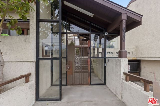 620 W Hyde Park Boulevard 313, Inglewood, CA 90302