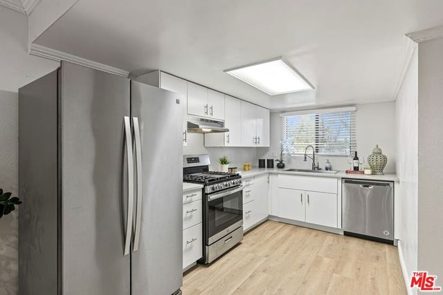 620 W Hyde Park Boulevard 313, Inglewood, CA 90302