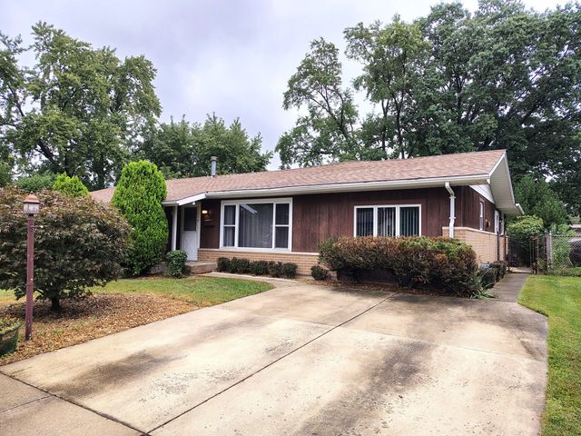 15017 Sunset Avenue, Oak Forest, IL 60452