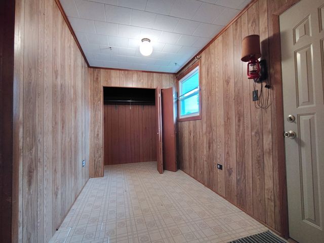 15017 Sunset Avenue, Oak Forest, IL 60452