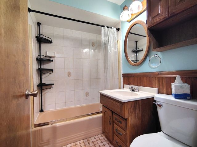 15017 Sunset Avenue, Oak Forest, IL 60452