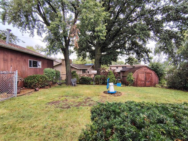 15017 Sunset Avenue, Oak Forest, IL 60452