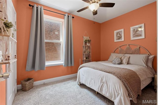 3335 Virginia Avenue, St Louis, MO 63118
