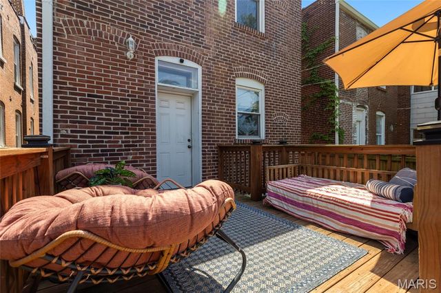 3335 Virginia Avenue, St Louis, MO 63118