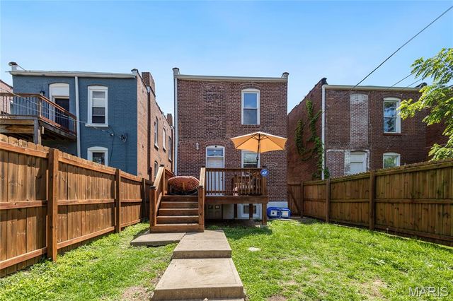 3335 Virginia Avenue, St Louis, MO 63118