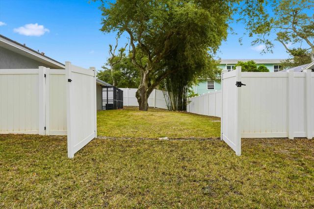 48 Lee Dr, St Augustine, FL 32080