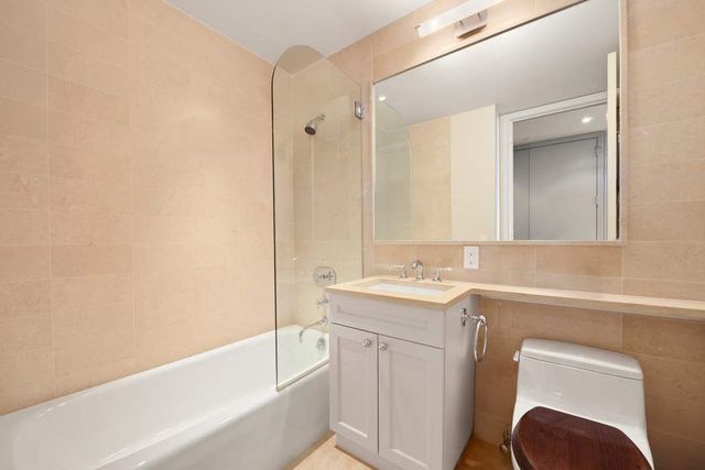 80 Columbus Circle NT73B, New York City, NY 10023