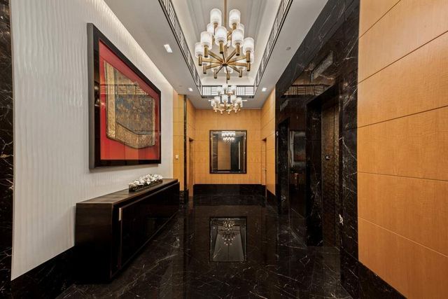 80 Columbus Circle NT73B, New York City, NY 10023