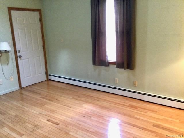 56 Gwendolyn Place, East Islip, NY 11730