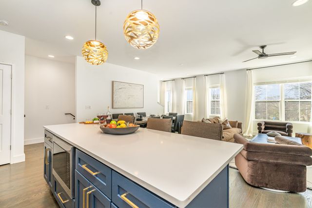 1701 Lischey Ave, Nashville, TN 37207