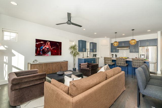 1701 Lischey Ave, Nashville, TN 37207