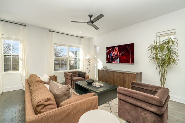 1701 Lischey Ave, Nashville, TN 37207