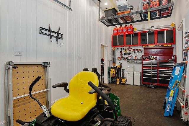 425 N Copa Palm Loop, Montgomery, TX 77316