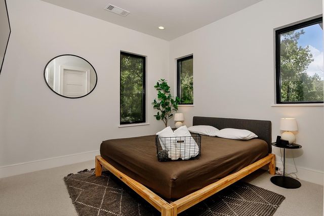 425 N Copa Palm Loop, Montgomery, TX 77316