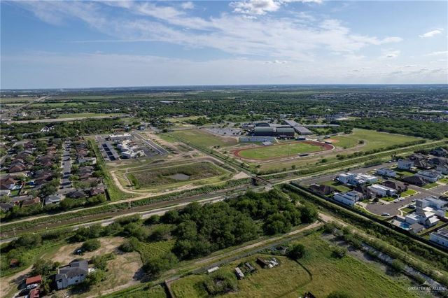 6 S Cage Boulevard, Pharr, TX 78577