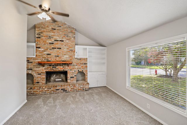 200 Scott Street, Baytown, TX 77520