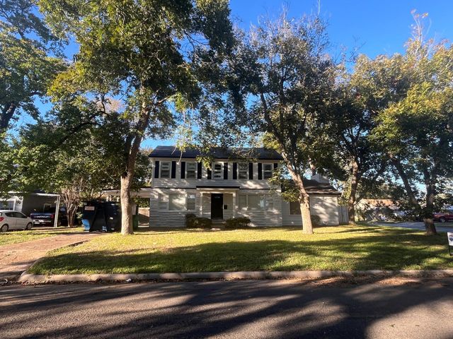 200 Scott Street, Baytown, TX 77520