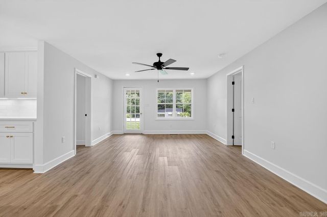 3106 Edison Ave, Benton, AR 72015