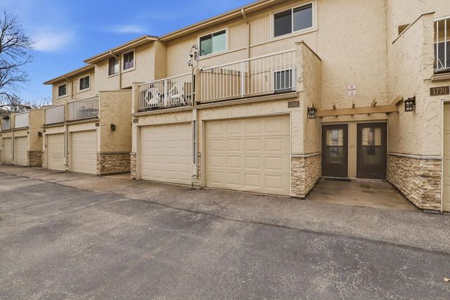 1768 Meadowlark Court 31768, Eagan, MN 55122