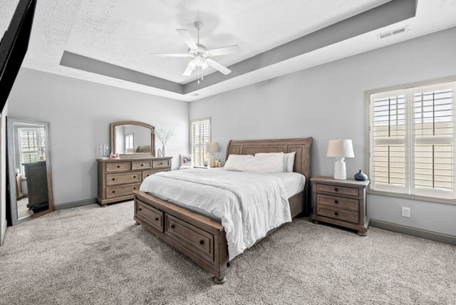 1104 Michaela Cir, Clarksville, TN 37043