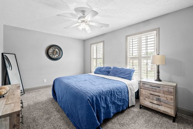 1104 Michaela Cir, Clarksville, TN 37043