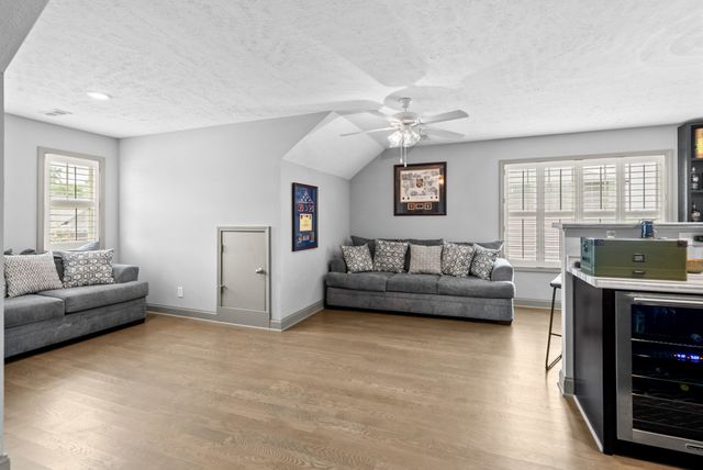 1104 Michaela Cir, Clarksville, TN 37043