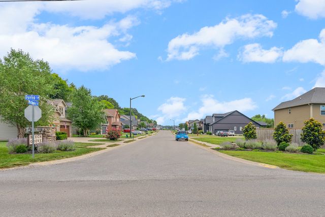 1104 Michaela Cir, Clarksville, TN 37043