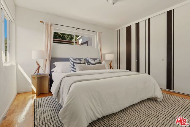 3907 Franklin Avenue, Los Angeles, CA 90027