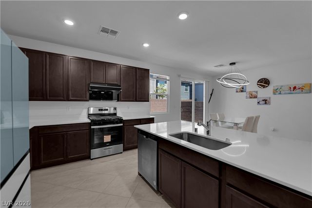 7278 Copper Grove Avenue, Las Vegas, NV 89113