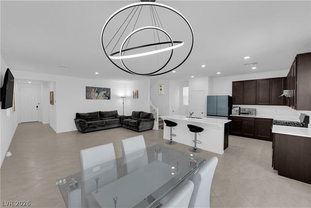 7278 Copper Grove Avenue, Las Vegas, NV 89113