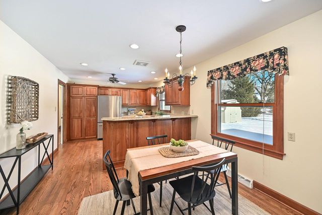 840 Terrace DRIVE, Elm Grove, WI 53122